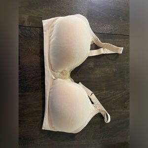 NWOT Iris & Lilly London wireless bra nude 38DD 38E
